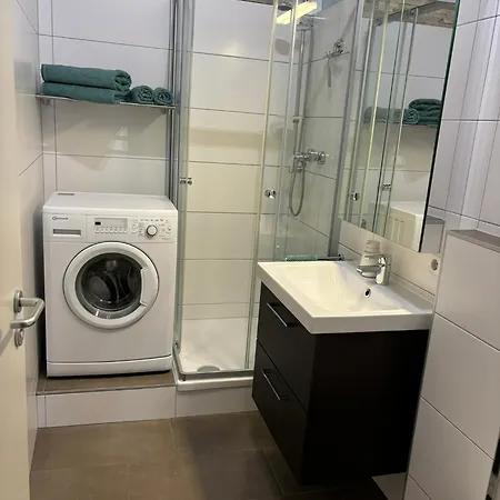 Mountain Mutters * Innsbruck